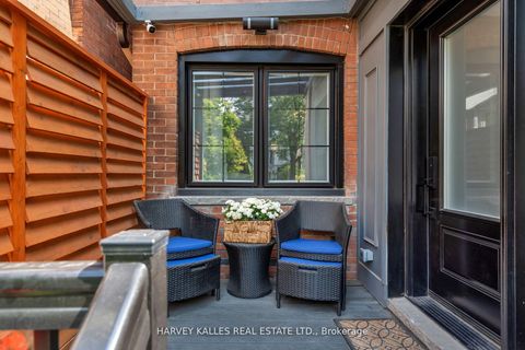 Photo 4 at 39 Standish Avenue, Moore Park, Toronto