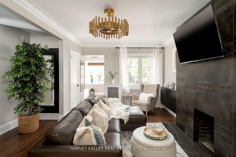 Photo 9 at 39 Standish Avenue, Moore Park, Toronto