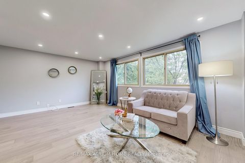 Photo 3 at 10 Townsend Road, Hillcrest Village, Toronto