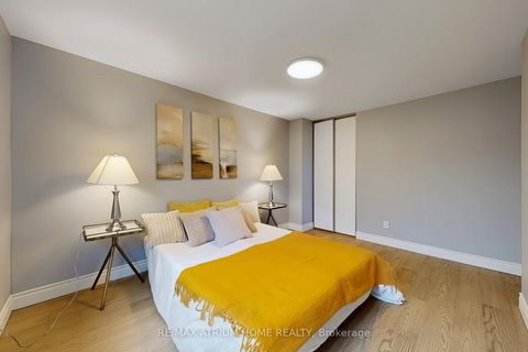 Photo 13 at 10 Townsend Road, Hillcrest Village, Toronto