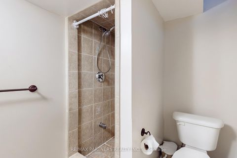 Photo 43 at 26 Sandfield Drive, Aurora Highlands, Aurora