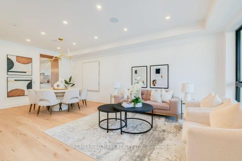 Photo 2 at 5 Rednor Road, East York, Toronto