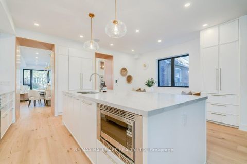 Photo 11 at 5 Rednor Road, East York, Toronto