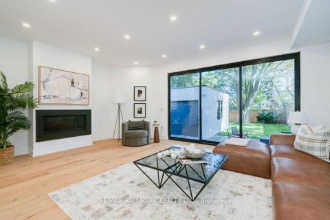 Photo 14 at 5 Rednor Road, East York, Toronto