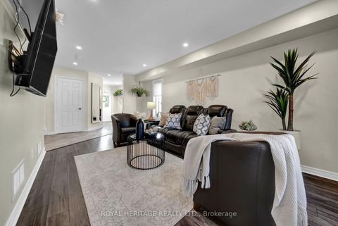 Photo 5 at 46 Lownie Court, Bowmanville, Clarington