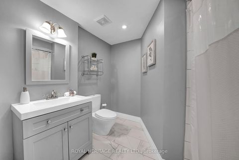 Photo 29 at 46 Lownie Court, Bowmanville, Clarington