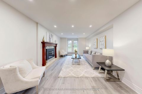 Photo 20 at 2 Charlotte Court, Letitia Heights, Barrie