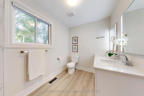 Photo 26 at 2 Charlotte Court, Letitia Heights, Barrie
