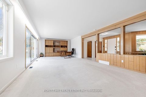 Photo 5 at 10 Courtwood Place, Bayview Village, Toronto