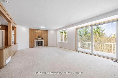 Photo 8 at 10 Courtwood Place, Bayview Village, Toronto