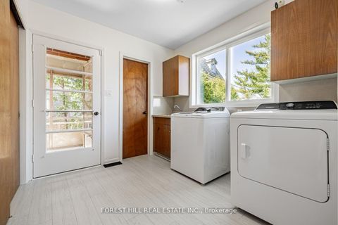 Photo 22 at 10 Courtwood Place, Bayview Village, Toronto