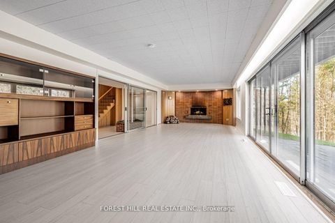 Photo 25 at 10 Courtwood Place, Bayview Village, Toronto