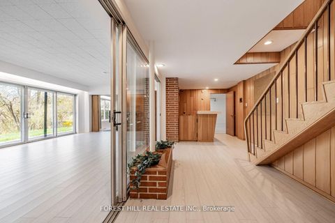 Photo 29 at 10 Courtwood Place, Bayview Village, Toronto