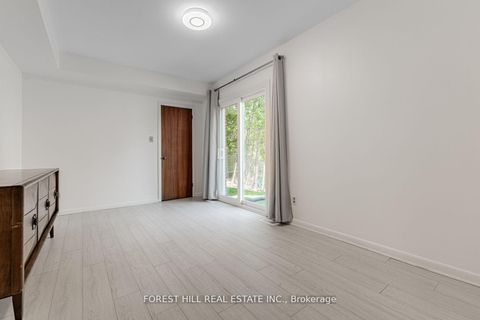 Photo 30 at 10 Courtwood Place, Bayview Village, Toronto