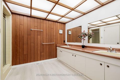 Photo 33 at 10 Courtwood Place, Bayview Village, Toronto