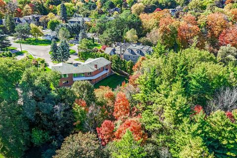 Photo 37 at 10 Courtwood Place, Bayview Village, Toronto