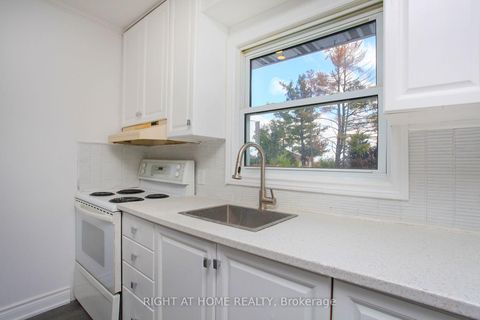 Photo 5 at 387 Edgehill Drive, Edgehill Drive, Barrie