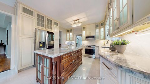 Photo 11 at 68 Kirkbride Crescent, Maple, Vaughan