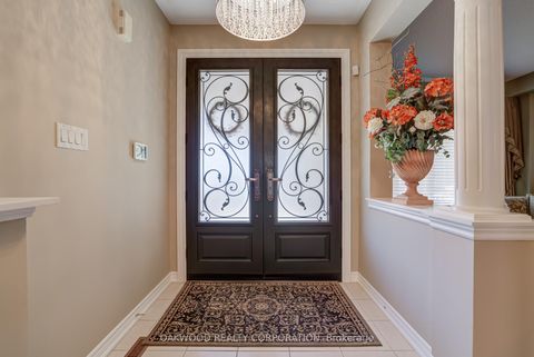 Photo 2 at 176 SAINT FRANCIS Avenue, Vellore Village, Vaughan