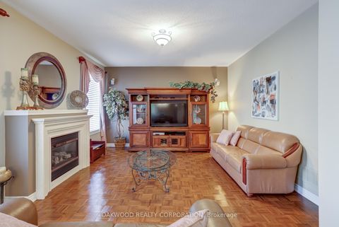 Photo 11 at 176 SAINT FRANCIS Avenue, Vellore Village, Vaughan