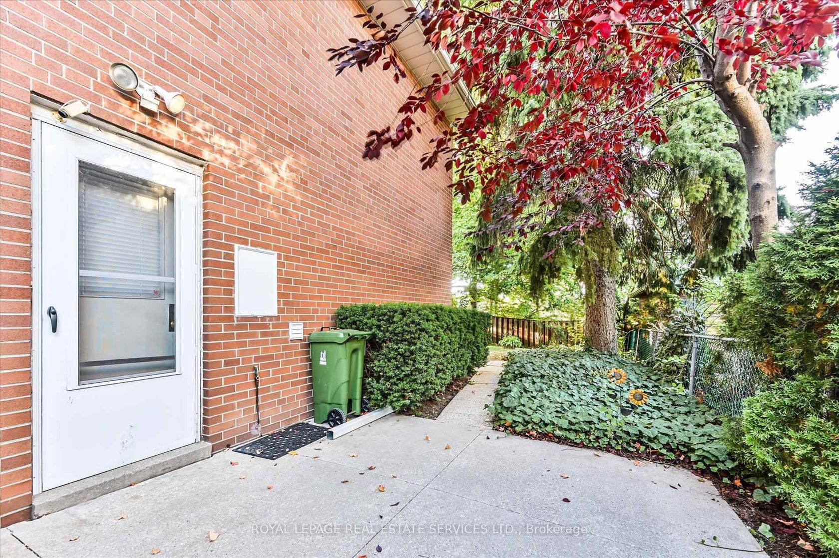 Photo 30 at 20 Widdicombe Hill, Richview, Toronto Photo 30 at 20 Widdicombe Hill, Richview, Toronto