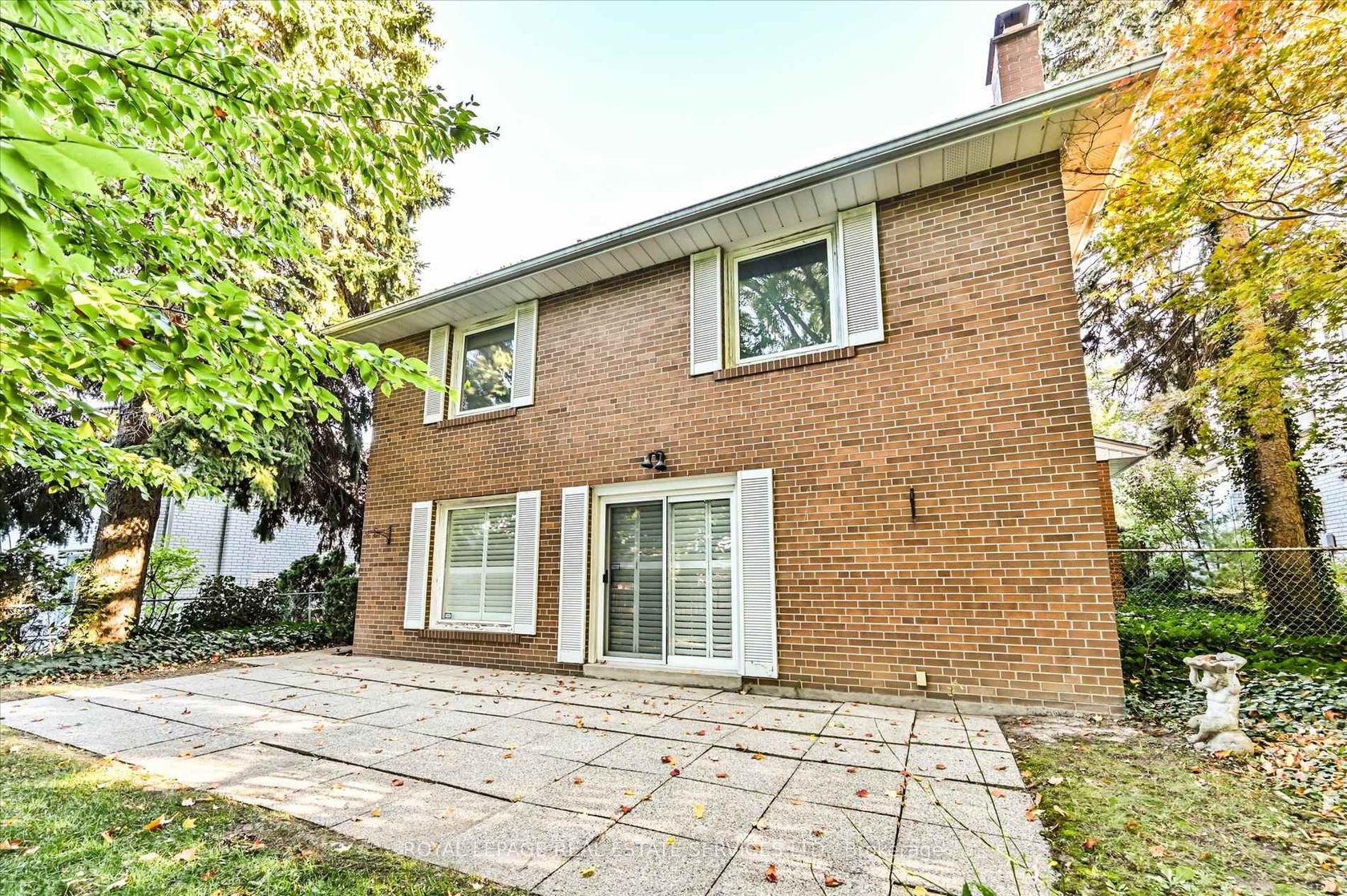 Photo 32 at 20 Widdicombe Hill, Richview, Toronto Photo 32 at 20 Widdicombe Hill, Richview, Toronto