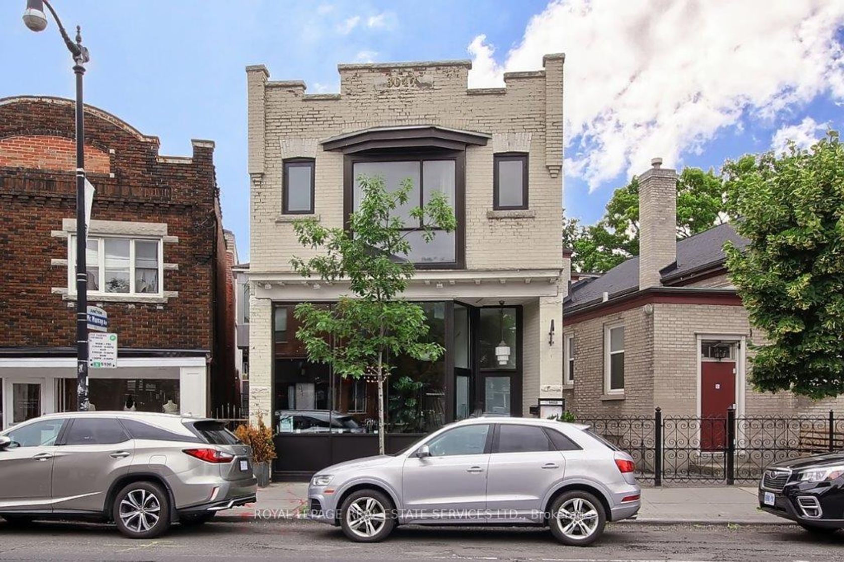 3047 Dundas Street W, Junction Area, Toronto photo number 2