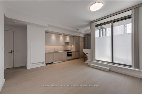 Photo 6 at 203 - 81 Wellesley Street E, Yonge Corridor, Toronto