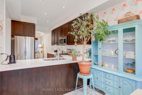 Photo 12 at 45 Cedarcrest Crescent, Westbrook, Richmond Hill