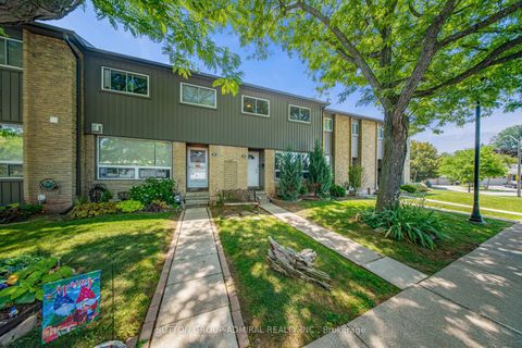 Photo 0 at 3 - 1517 Elm Road, CP College Park, Oakville