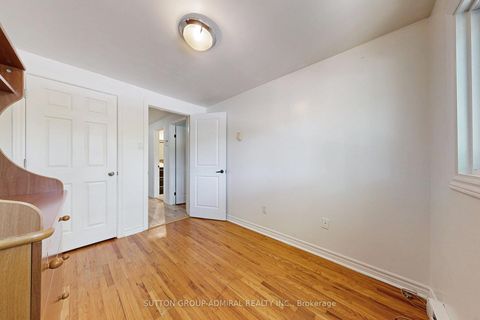 Photo 24 at 3 - 1517 Elm Road, CP College Park, Oakville