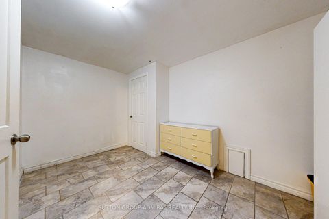 Photo 27 at 3 - 1517 Elm Road, CP College Park, Oakville