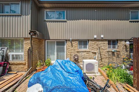 Photo 38 at 3 - 1517 Elm Road, CP College Park, Oakville