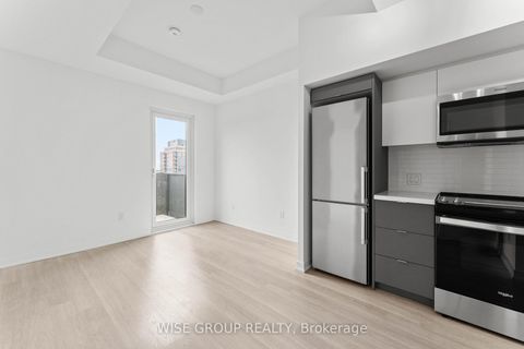 Photo 5 at 1116 - 500 Wilson Avenue, Clanton Park, Toronto