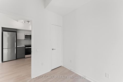 Photo 11 at 1116 - 500 Wilson Avenue, Clanton Park, Toronto