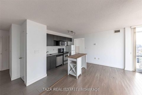 Photo 3 at 3503 - 15 Fort York Boulevard N, Waterfront Communities C1, Toronto