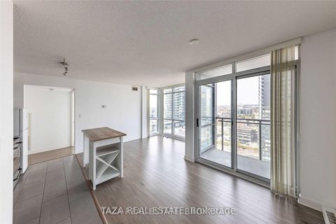 Photo 5 at 3503 - 15 Fort York Boulevard N, Waterfront Communities C1, Toronto