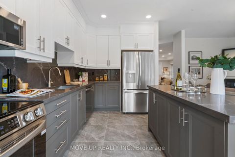 Photo 14 at 148 Gesher Crescent, Patterson, Vaughan