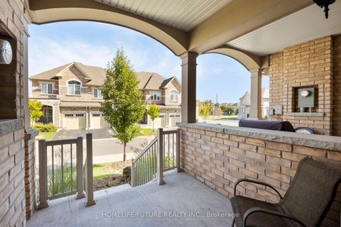 Photo 3 at 10 Brent Crescent, Bowmanville, Clarington