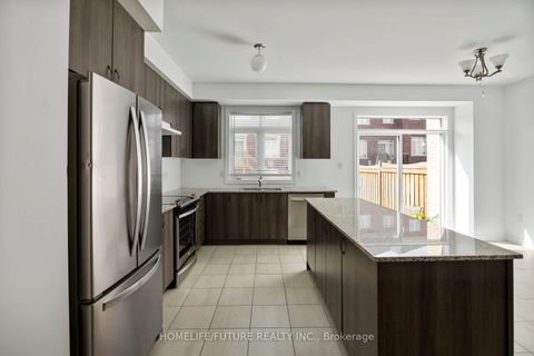 Photo 13 at 10 Brent Crescent, Bowmanville, Clarington