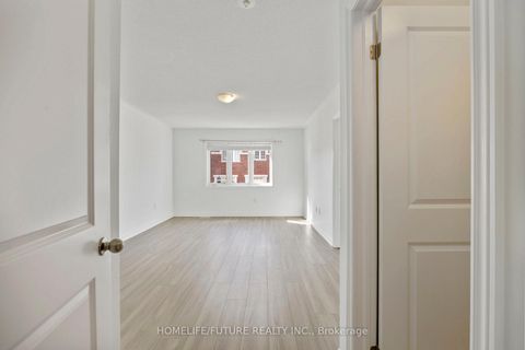 Photo 22 at 10 Brent Crescent, Bowmanville, Clarington