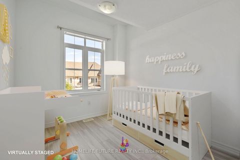 Photo 35 at 10 Brent Crescent, Bowmanville, Clarington