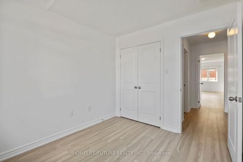 Photo 36 at 10 Brent Crescent, Bowmanville, Clarington