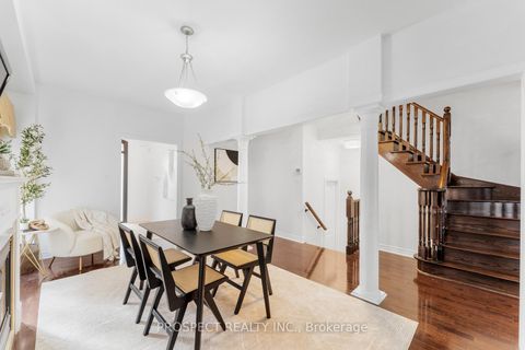 Photo 9 at 22 Worthview Drive, West Woodbridge, Vaughan