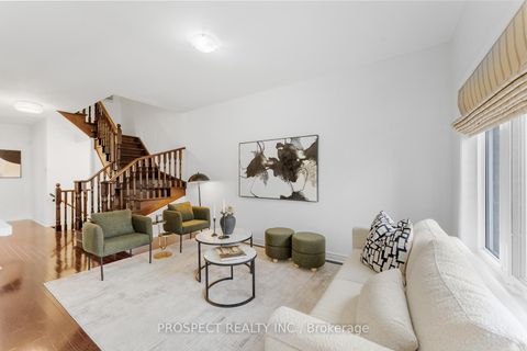 Photo 10 at 22 Worthview Drive, West Woodbridge, Vaughan