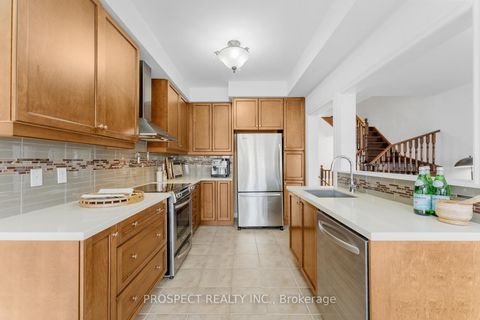 Photo 15 at 22 Worthview Drive, West Woodbridge, Vaughan
