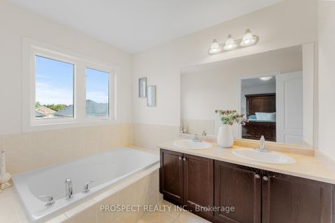 Photo 25 at 22 Worthview Drive, West Woodbridge, Vaughan