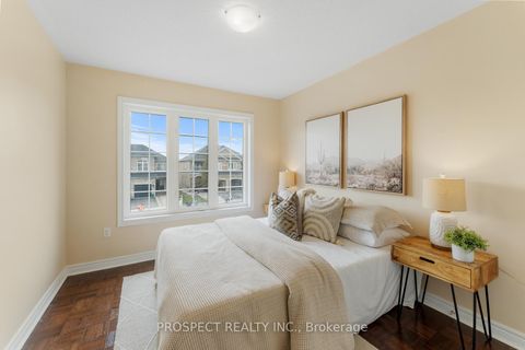 Photo 28 at 22 Worthview Drive, West Woodbridge, Vaughan