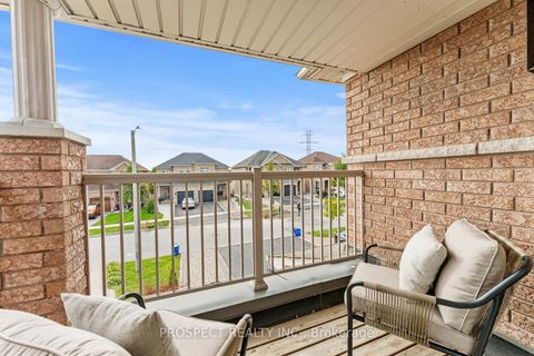 Photo 31 at 22 Worthview Drive, West Woodbridge, Vaughan