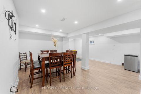 Photo 33 at 22 Worthview Drive, West Woodbridge, Vaughan